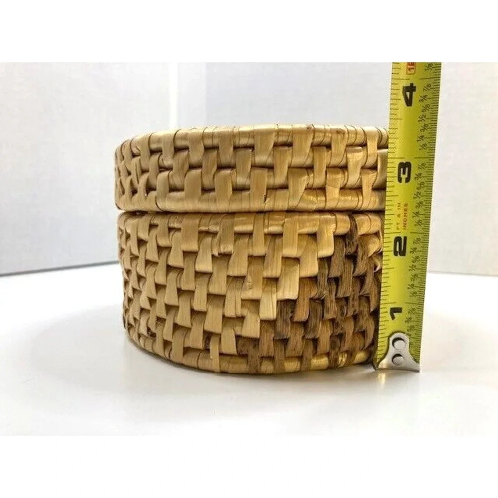 Vintage Set of 6 Straw Grass Coasters Natural In Boho Hand Woven Basket With Lid